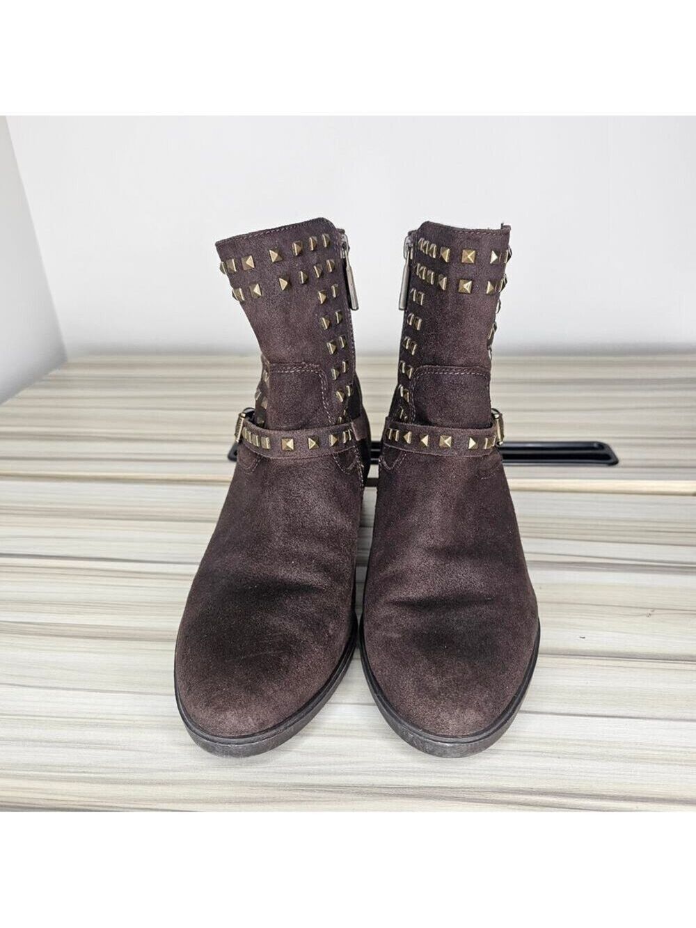 Lauren Ralph Lauren Brown Shaelynn Studded Suede Ankle Boots Size 8 - Picture 4 of 11